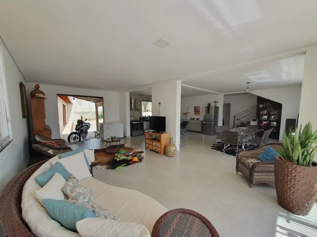 Casa de alto padrão com 433 m² e piscina no Xororó II — foto 7