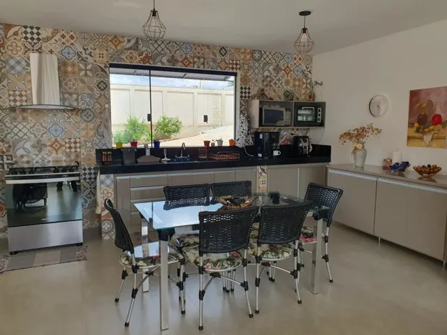 Casa de alto padrão com 433 m² e piscina no Xororó II — foto 12