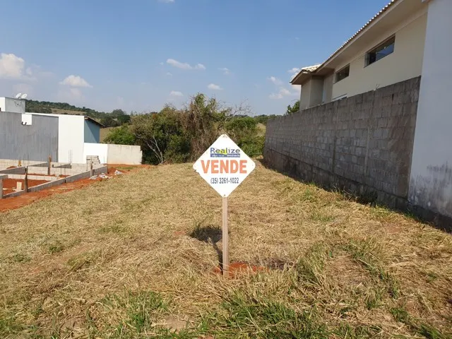 Lote plano de 291 m² no Xororó II — foto 5