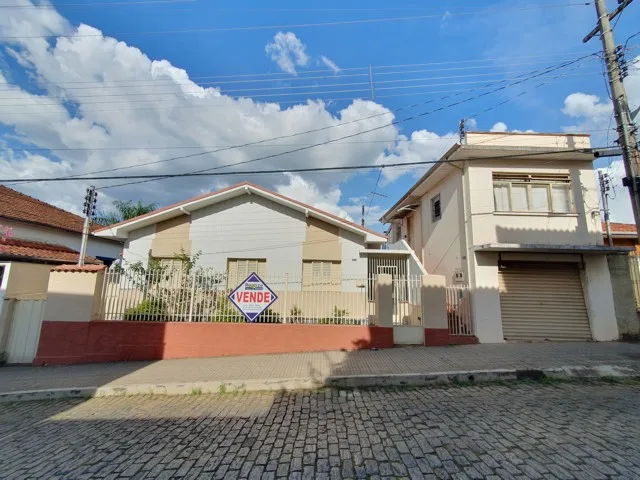 Casa, apartamento e cômodo comercial no Centro — foto 1