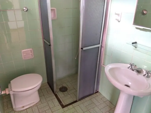Casa, apartamento e cômodo comercial no Centro — foto 26