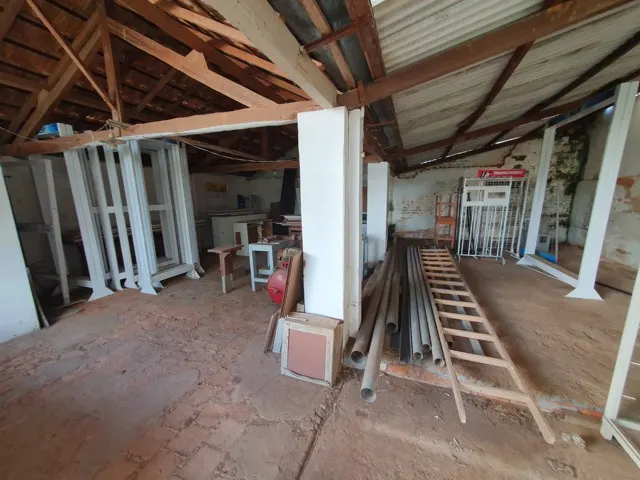 Casa, apartamento e cômodo comercial no Centro — foto 21