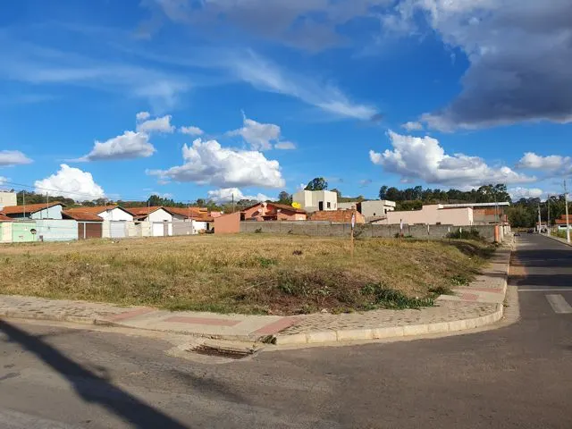 Lote plano de 200 m² no São Domingos (lote 147) — foto 8
