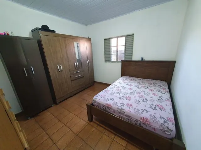 Casa de esquina com 2 quartos no Guanabara — foto 6