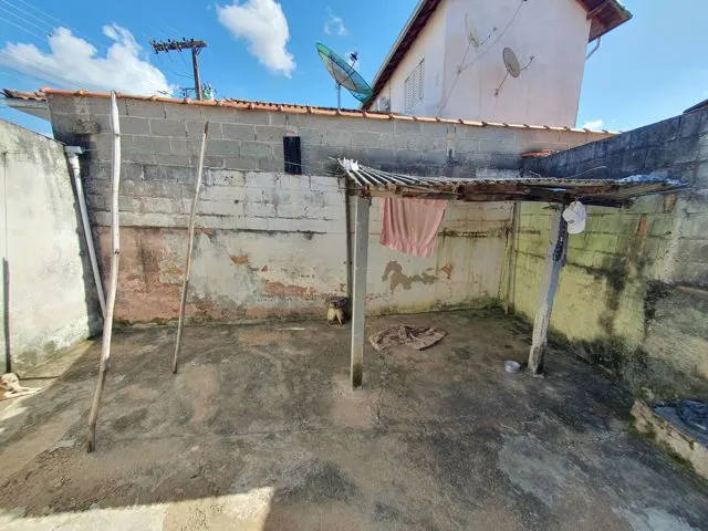 Casa de esquina com 2 quartos no Guanabara — foto 10