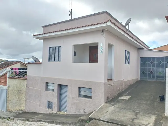 Casa com 3 quartos no Centro — foto 3