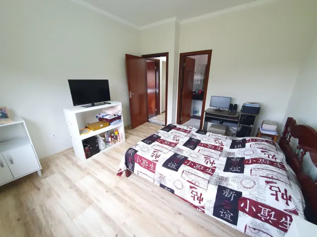 Casa nova com 5 quartos e vista para a cidade — foto 14