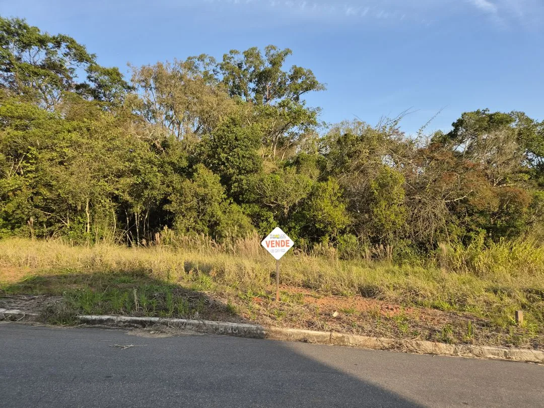 Lote de 204 m² no Shekinah — foto 1