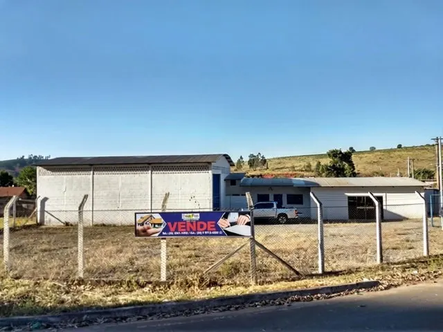 Galpão e comércio em área de 2.400 m² na BR-267 — foto 5